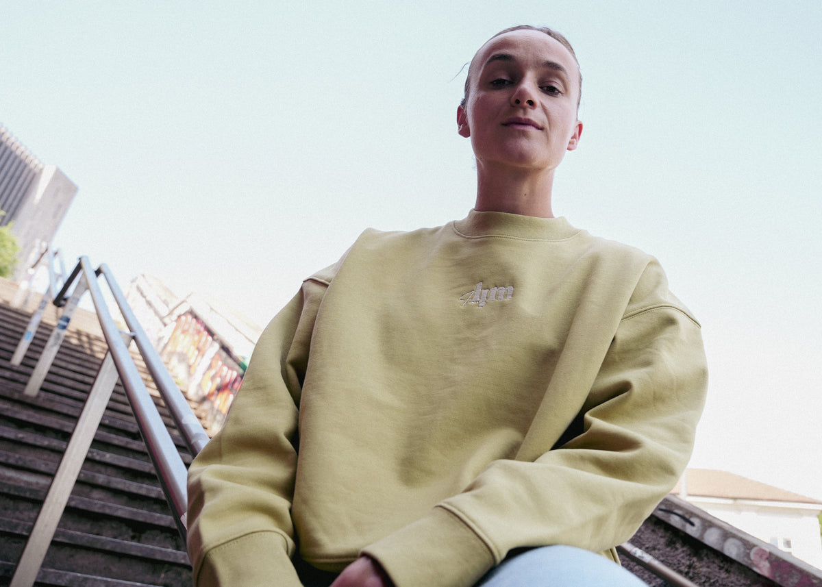 PERSPECTIVE Sweatshirt – Faded Olive